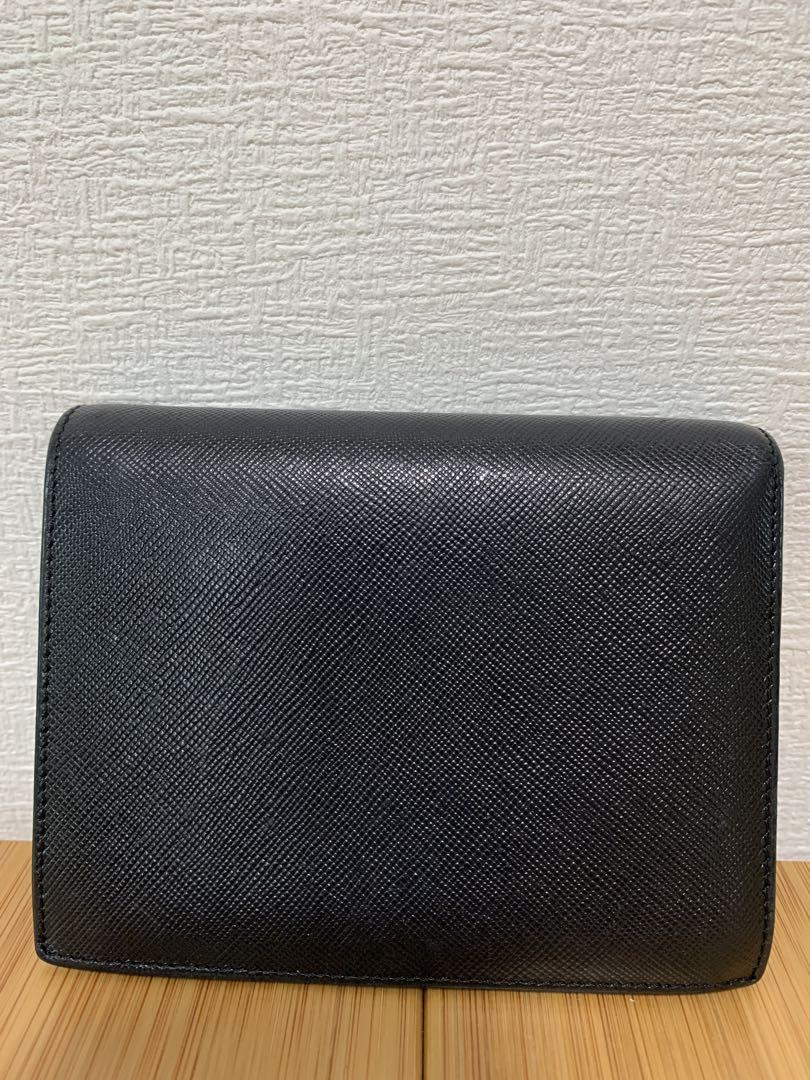 ⓨ*ⓘ様 PRADA 二つ折り 財布 三角ロゴ サフィアーノレザー ブラック