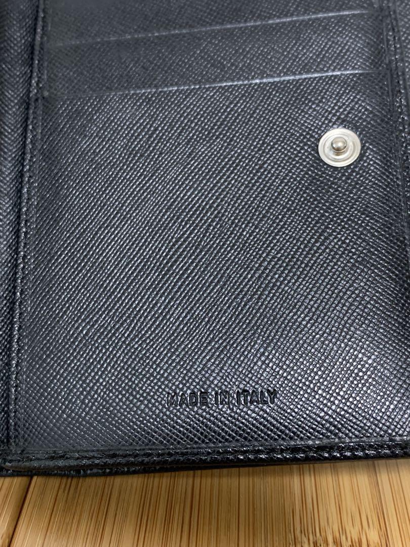 ⓨ*ⓘ様 PRADA 二つ折り 財布 三角ロゴ サフィアーノレザー ブラック