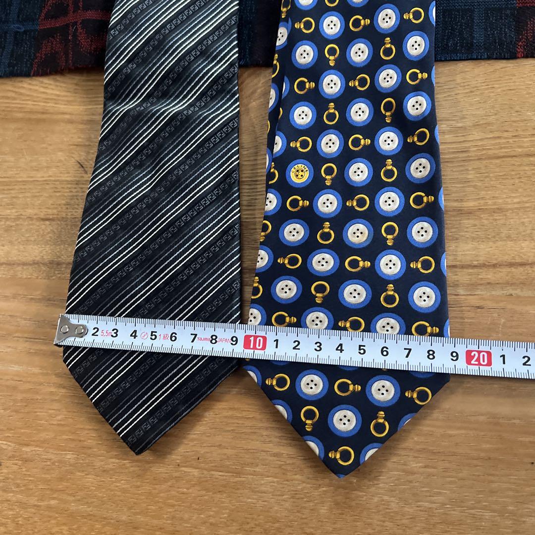 お値下げ　FENDI とCELINEネックタイセット