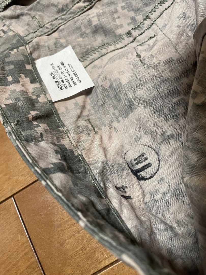 実物　米軍　コンバットパンツ　ACU デジタルカモフラ　サバゲー　ミリタリー