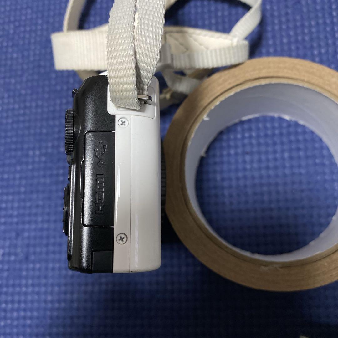 Nikon ニコンNikon J1 ホワイト デジタルカメラ本体 ジャンク