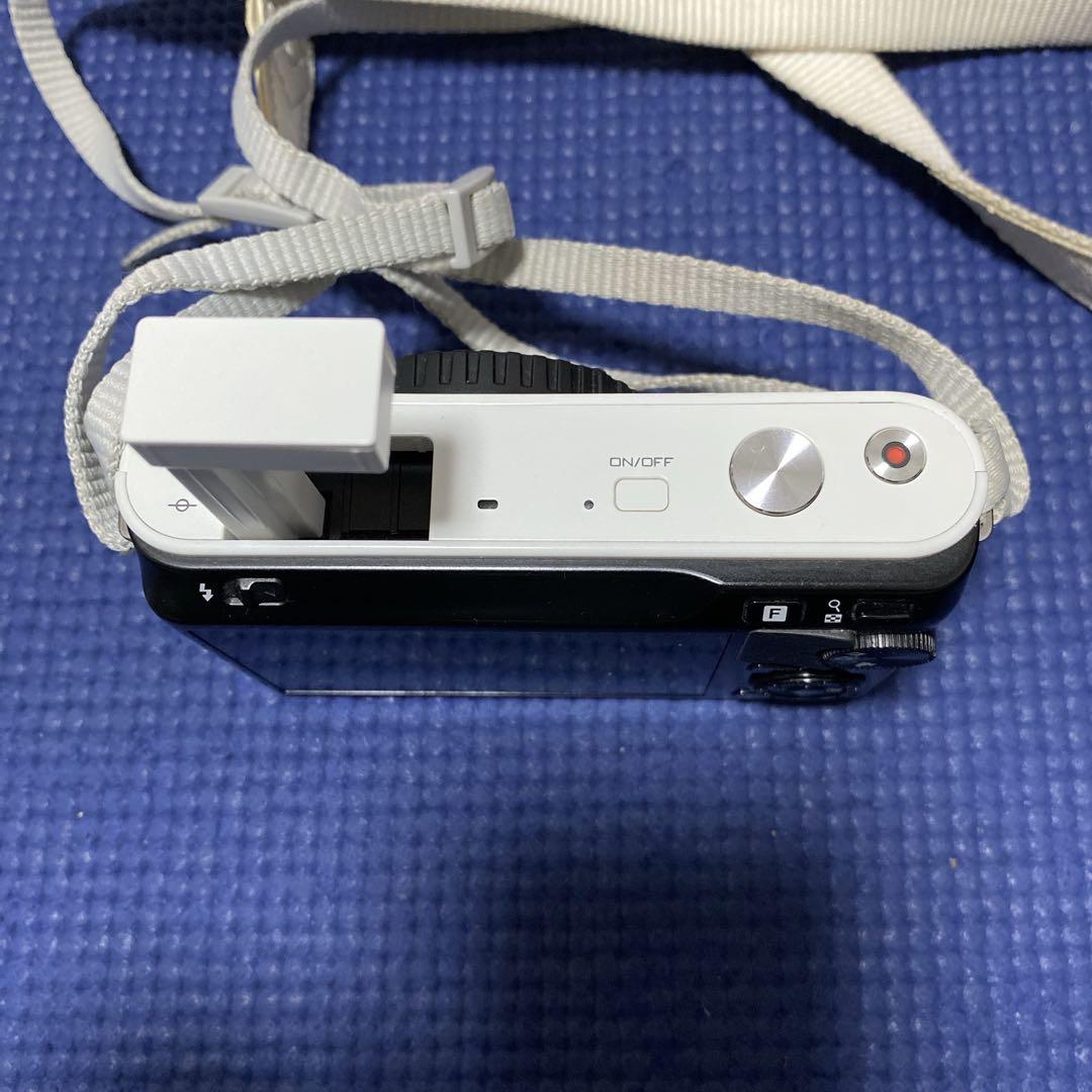 Nikon ニコンNikon J1 ホワイト デジタルカメラ本体 ジャンク