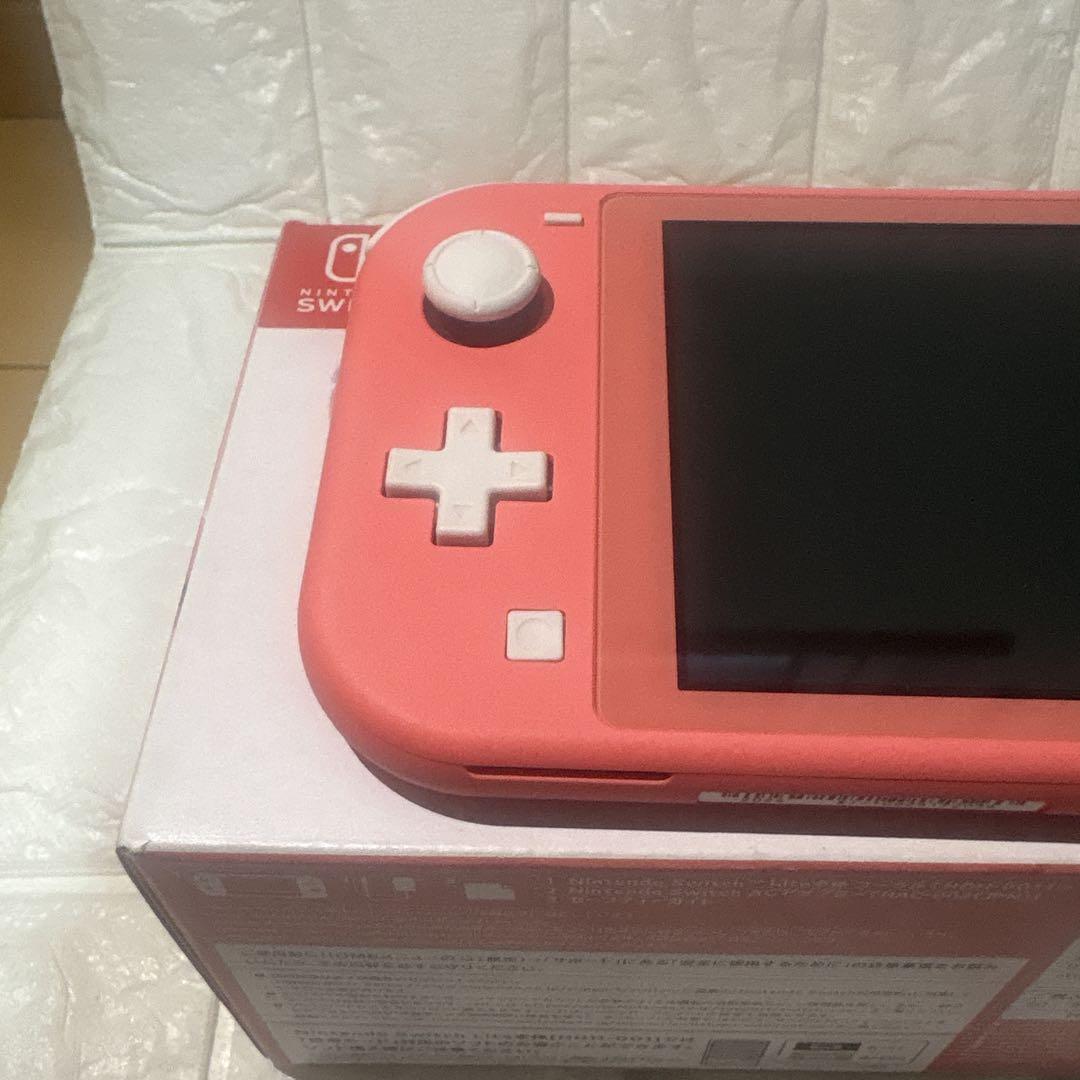 Nintendo Switch Lite コーラル　　2 任天堂 スイッチライト コーラル ソフト2本（ゼルダの伝説