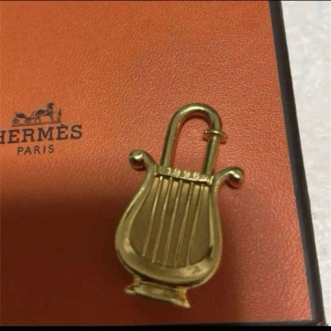 HERMES カデナ ハープ