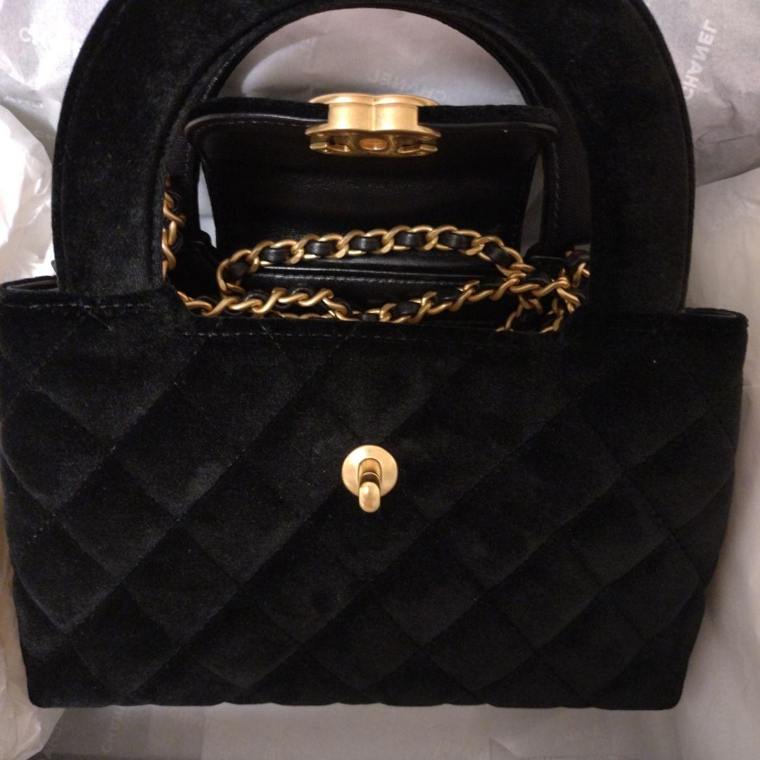 【シンプルかつ上品♪】CHANELナノショッピングバッグ NANO ナノ CHANEL(シャネル) ハンドバッグ(レディース) - 海外