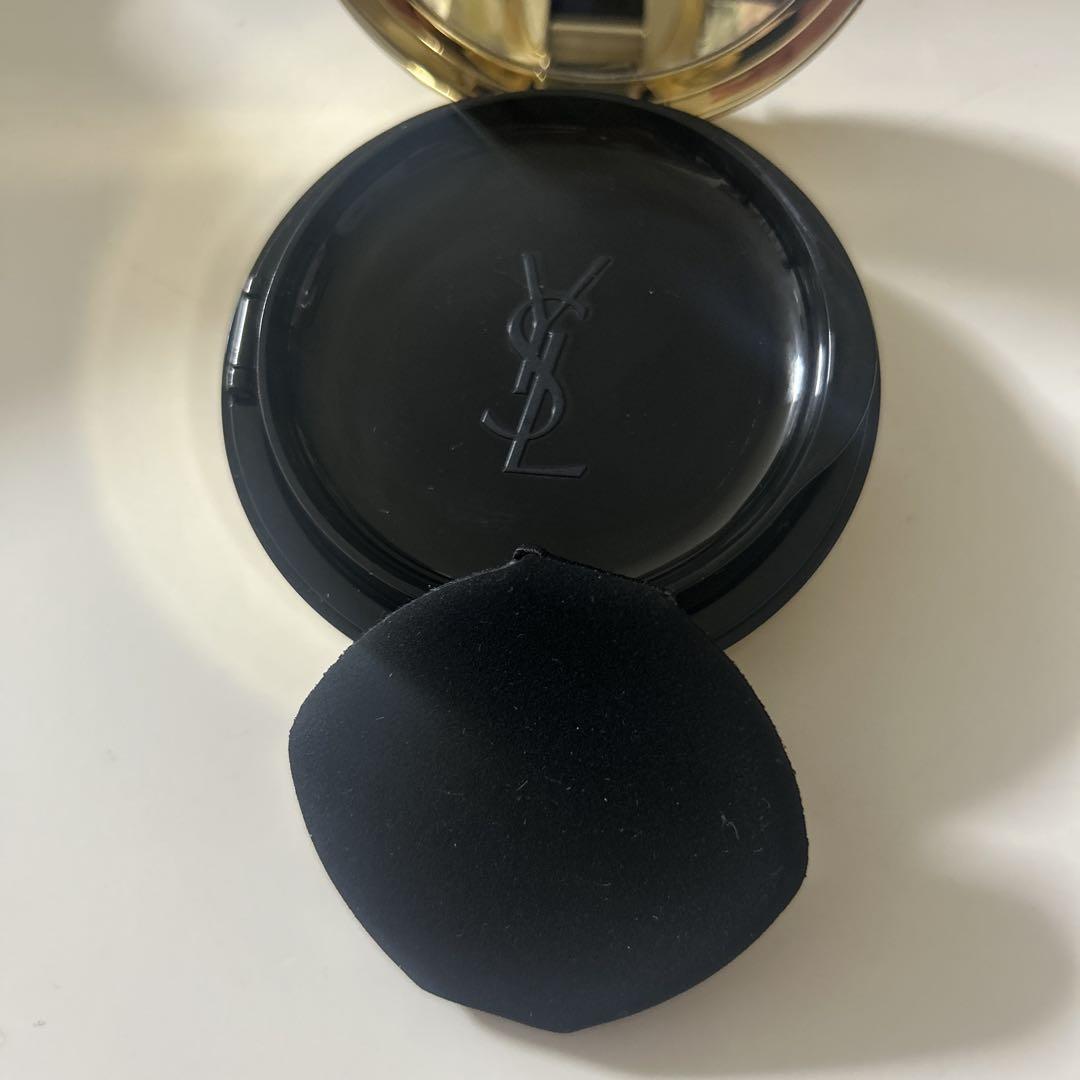 YSL クッションファンデーション N10美品