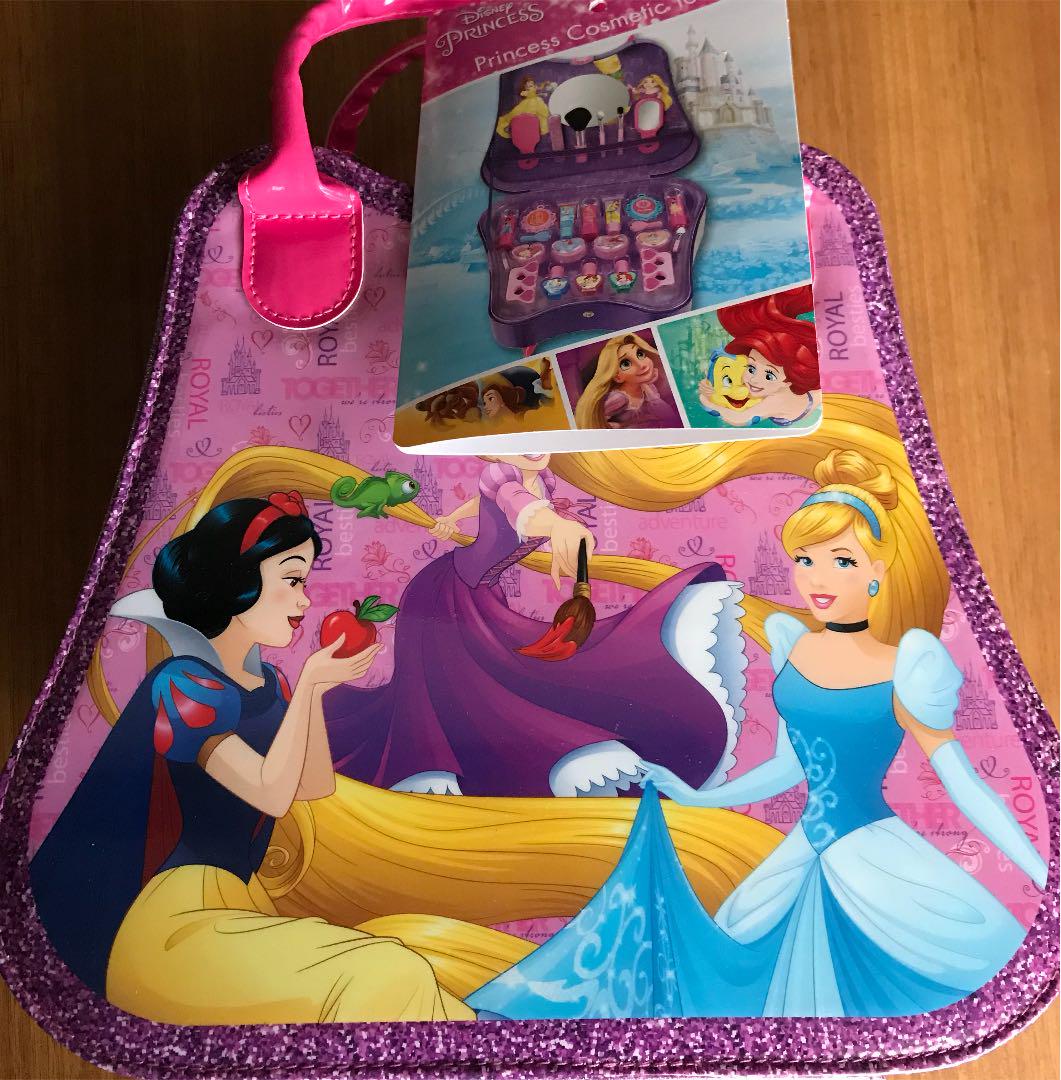 ディズニープリンセス キッズ用 キャリー付き メイクアップセット 27点入り(¥8,400) , メルカリ スマホでかんたん フリマアプリ
