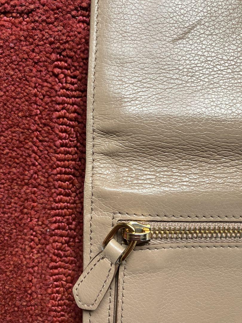 PRADA 長財布　箱・ギャランティカードあり