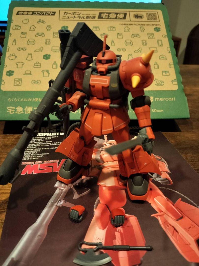 HG ジョニーライデン専用ゲルググ、ザクの２体セット