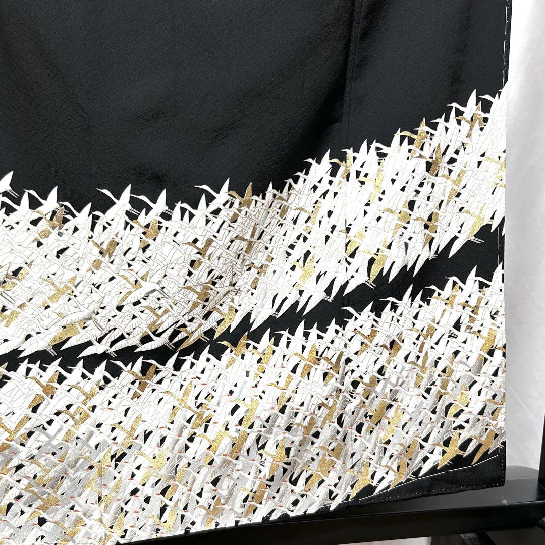 【507】友禅•金箔•金駒刺繍 鶴柄黒留袖 507】友禅•金箔•金駒刺繍 鶴柄黒留袖 - メルカリ