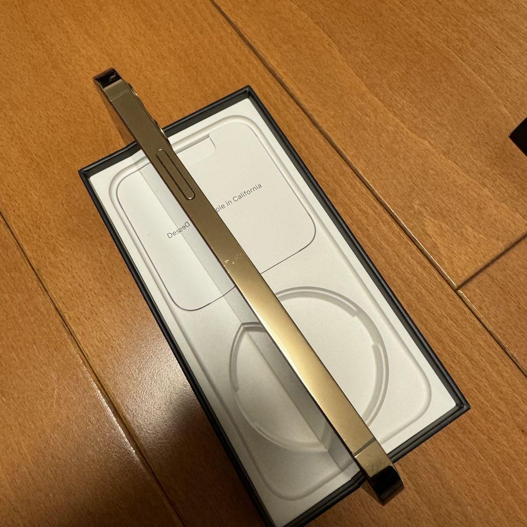 iPhone 12 pro ゴールド 128 GB Softbank