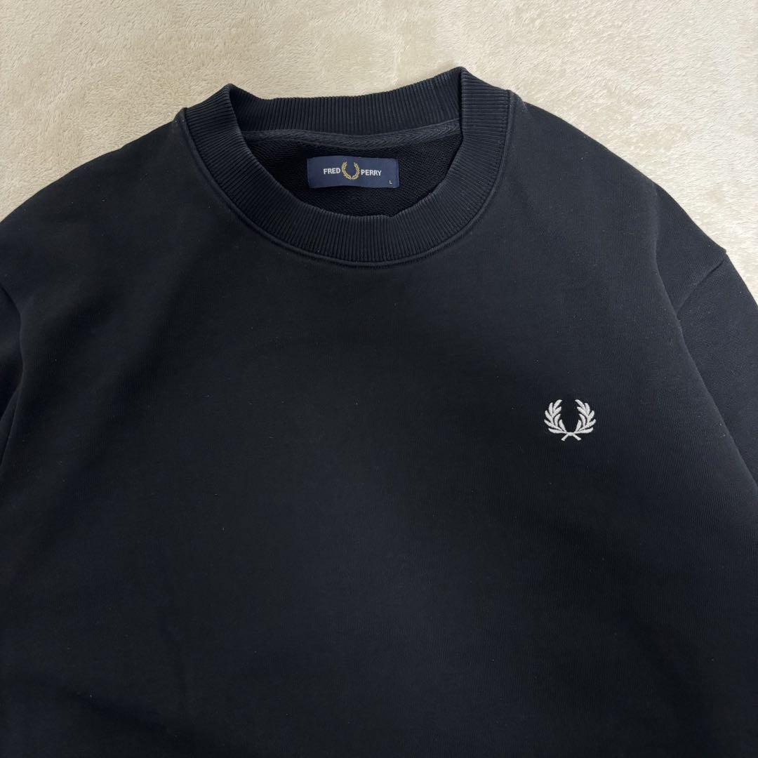 FRED PERRY フレッドペリー ワンポイントロゴクルーネックスウェット