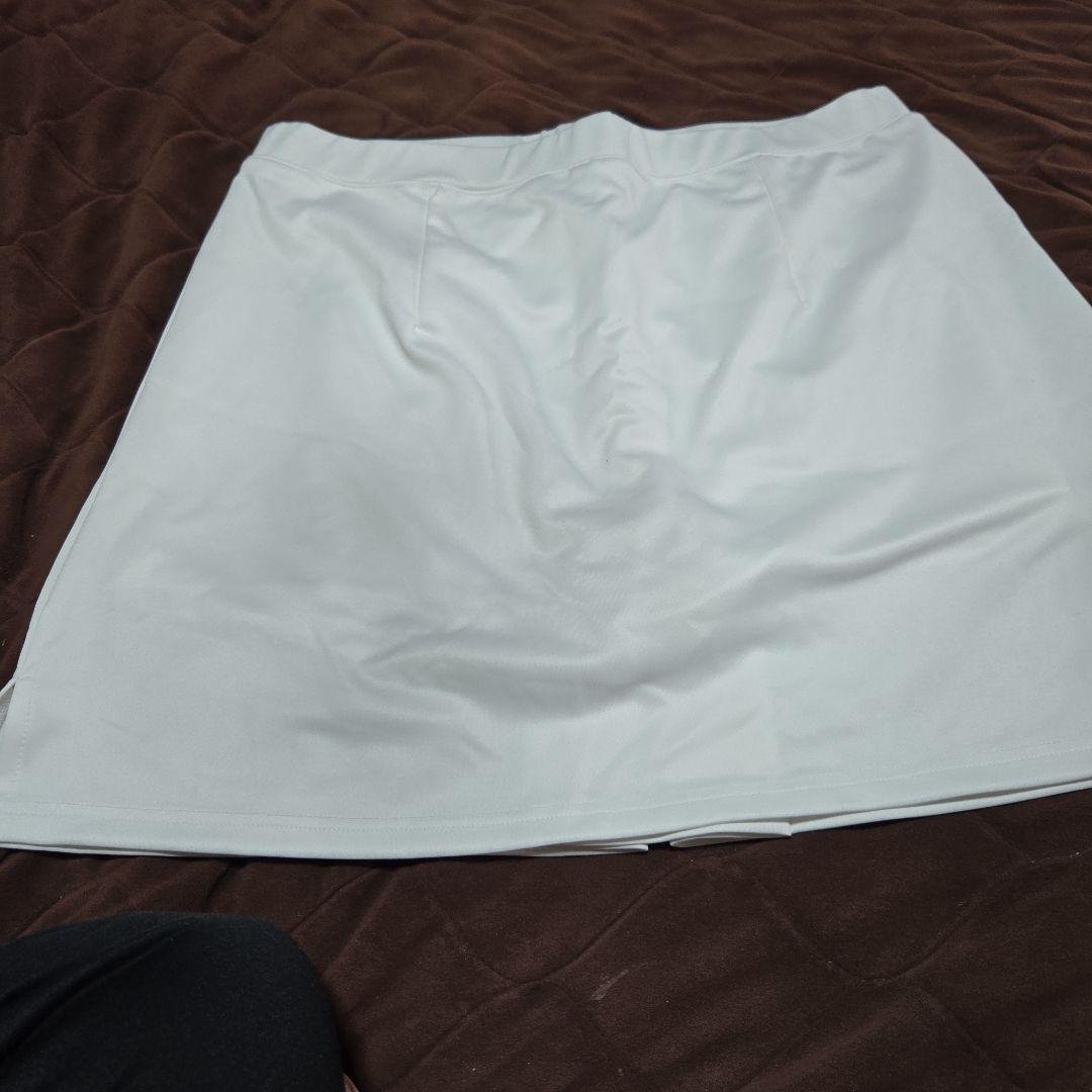 未使用品▶ボウリングスカート白▶インナーパンツ付き▶大きいサイズ