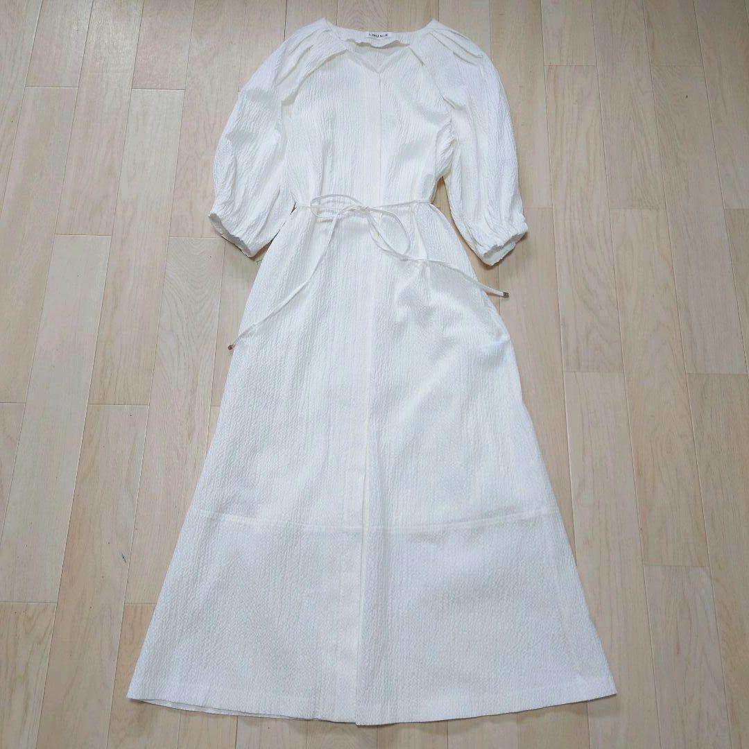 ルーニィ　リップルボリュームスリーブワンピース　　リボン　23ss　美品　L相当