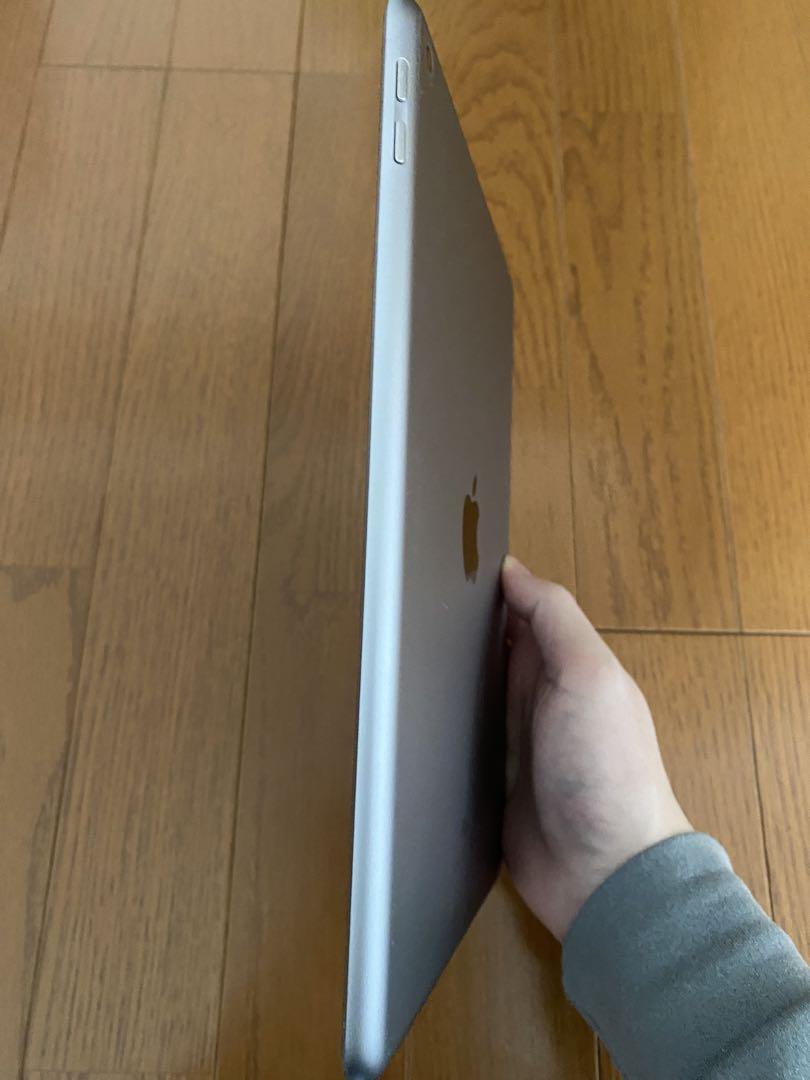 iPad 第6世代 本体 WiFi 36GB