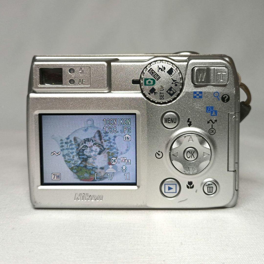 Nikon ニコン COOLPIX 7600 クールピクス コンデジ