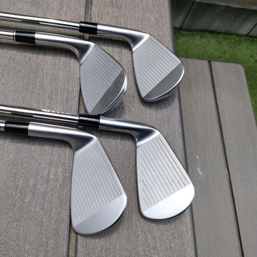SRIXON スリクソンZX5 MK2 7番と9番PW,SW4本セットです。