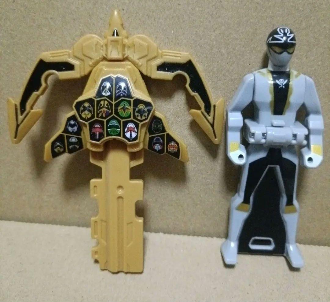 ゴーカイシルバーレンジャーキー ゴールドアンカーキー