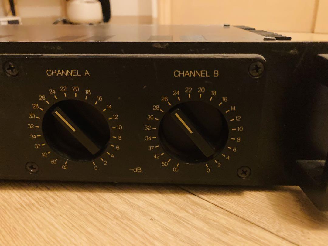 YAMAHA P2050 パワーアンプ