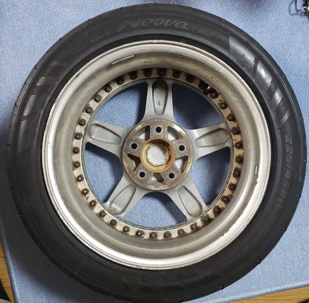 エクイップ?
自動車・オートバイ
16インチ8J 35 114.3 5h 2本 dhTyH-m71051349652 限定30%OFF