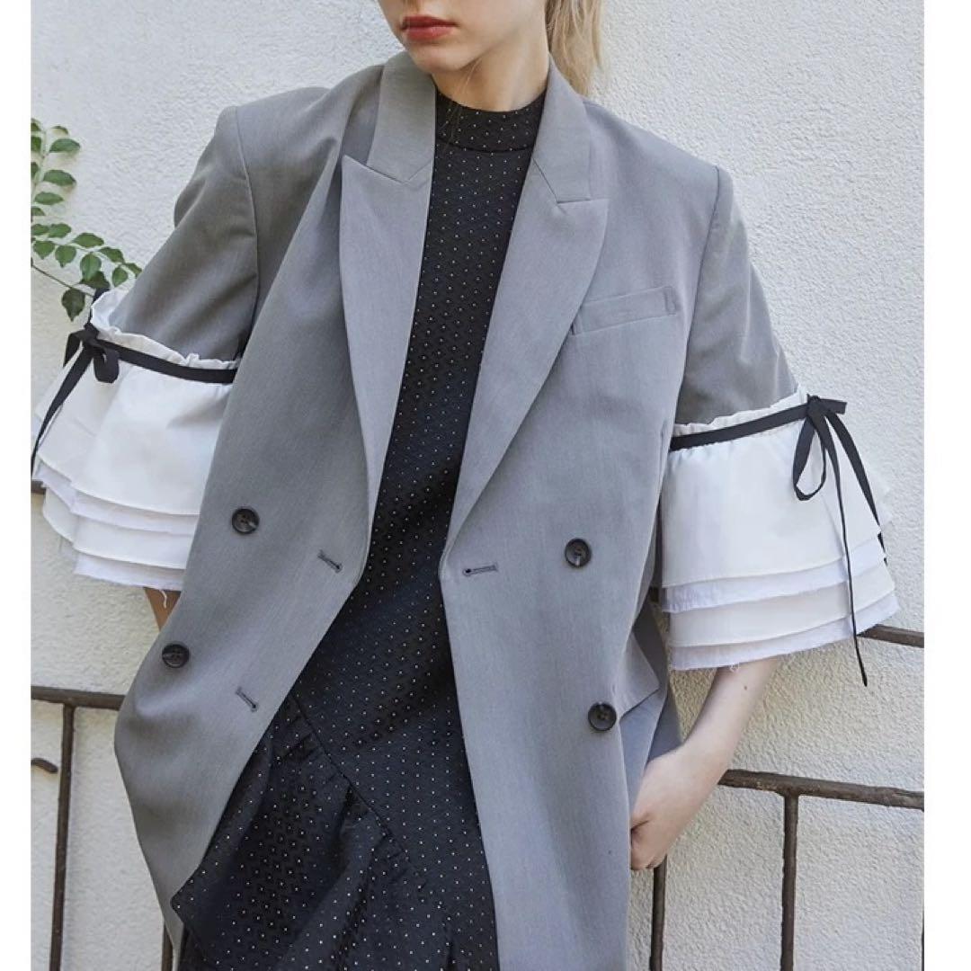 【新品未使用】rosyluce LILY FRILL JACKET BLACK 𝙇𝙞𝙡𝙮 𝙁𝙧𝙞𝙡𝙡 𝙅𝙖𝙘𝙠𝙚𝙩 エッジの効いたスタイルを
