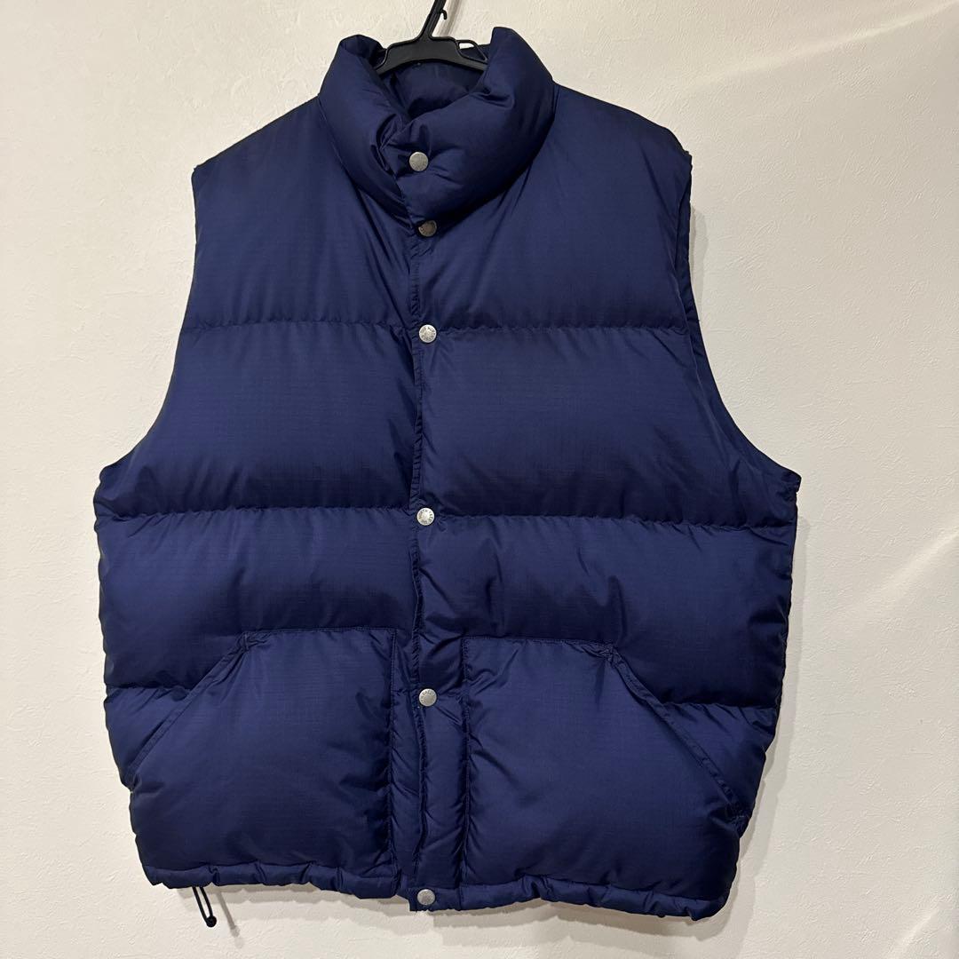 ⑤THE NORTH FACE ネイビー ダウンベスト