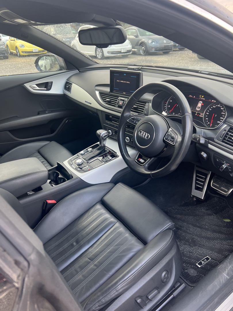 Audi a7 Ｓライン クワトロ 3000cc