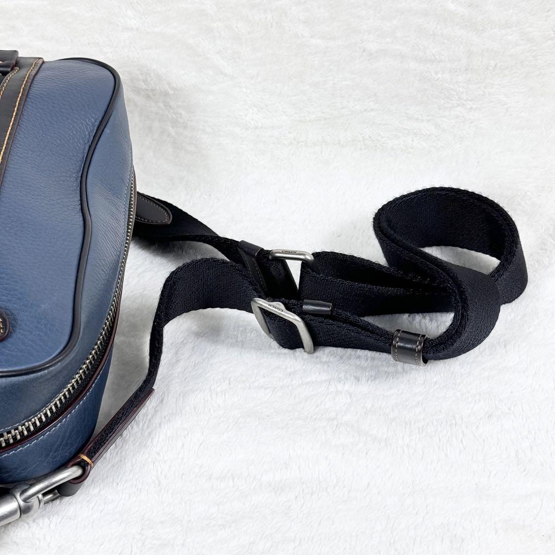 最新の激安 美品】coach コーチ シボ革 ネイビー ショルダーバック バッグ