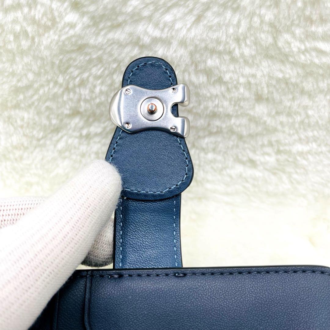 極美品 COACH タビー　ミディアムウォレット　2つ折り 財布 L字ファスナー