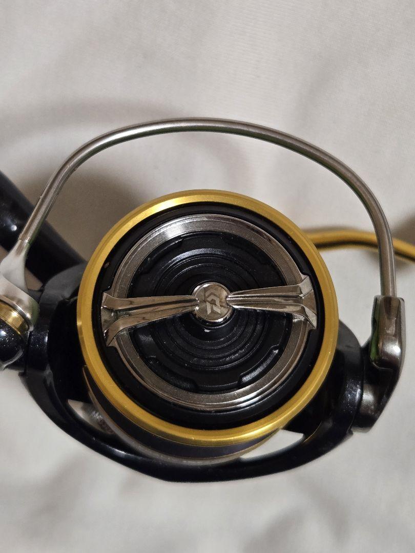 DAIWA ダイワ　レガリスLT-3000　ライン付き