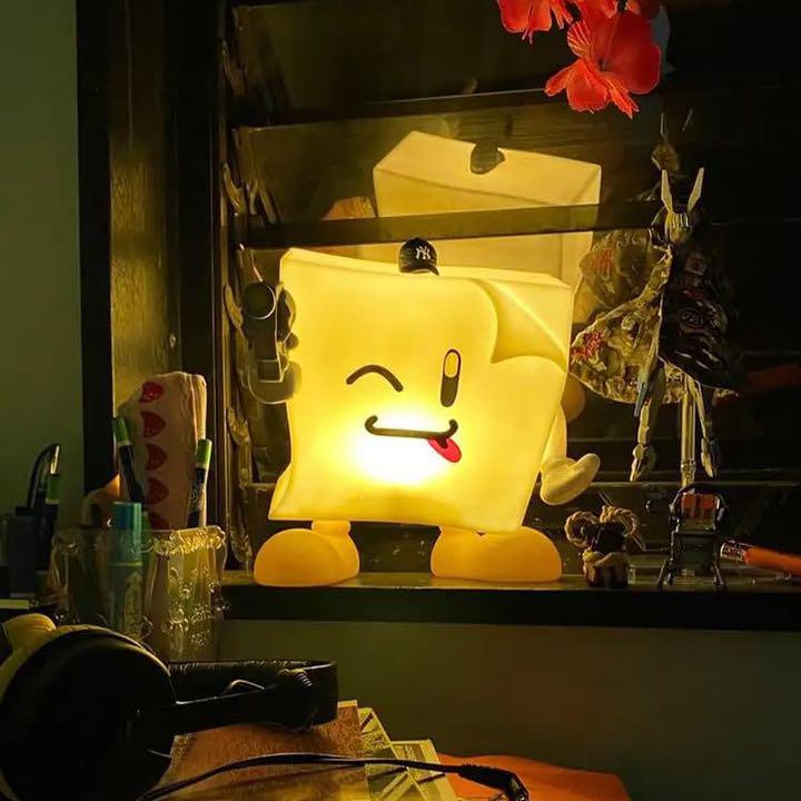 シュプリーム Sticky Note Molded Lamp