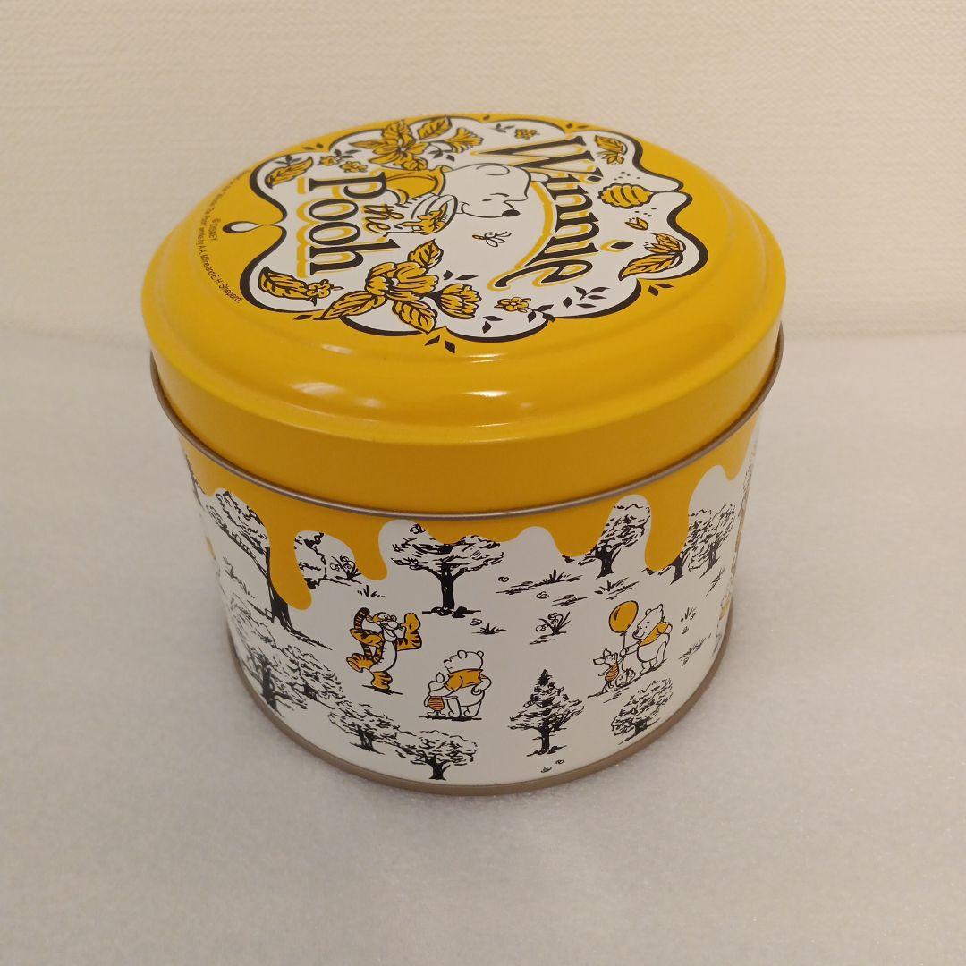 ディズニー プーさんと仲間たち ツムツム・お菓子の缶 - メルカリ