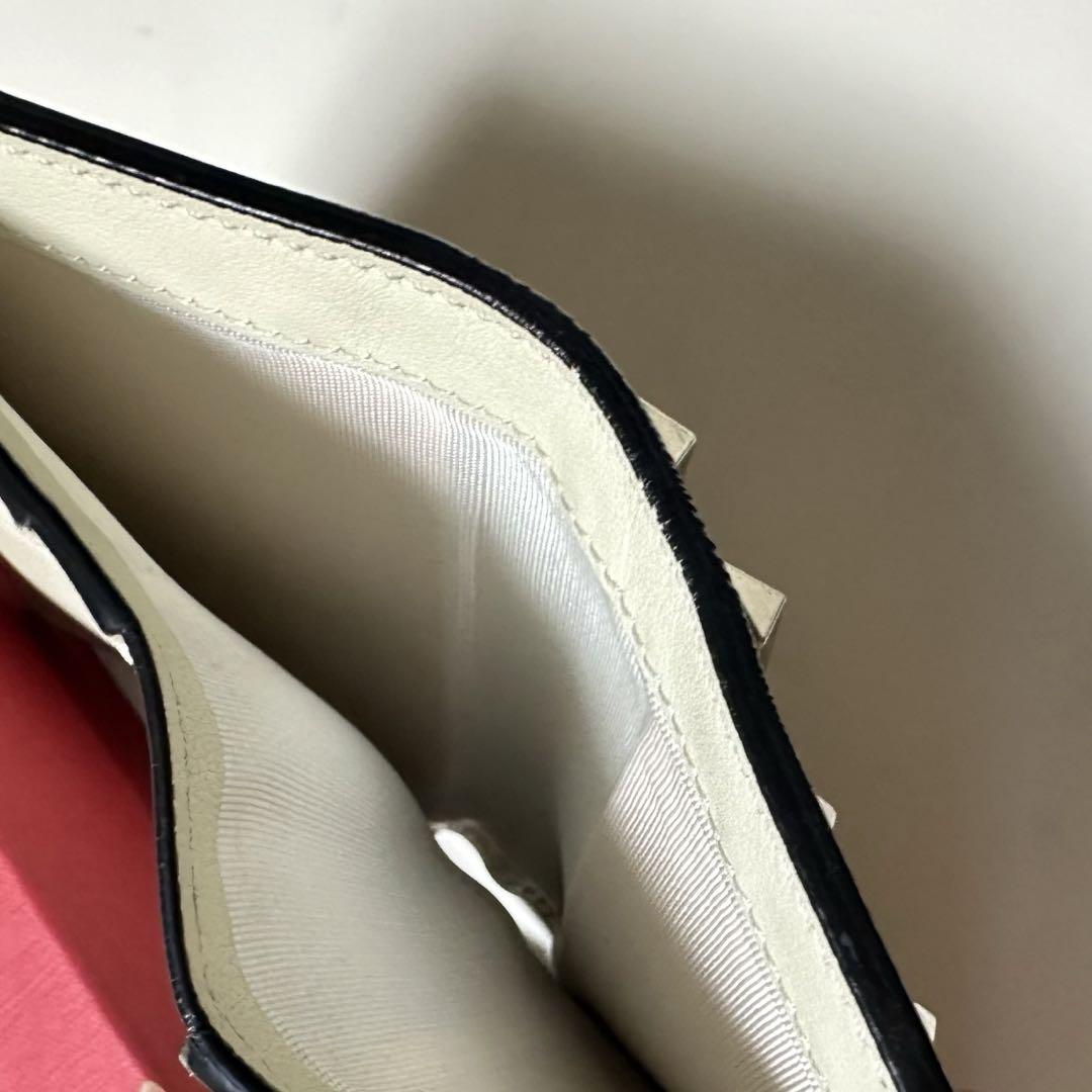 【人気】VALENTINO ヴァレンティノ 財布 スタッズ