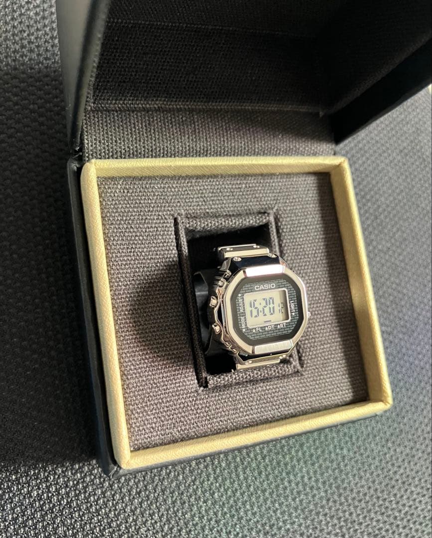 CASIO CRW-001-1JR リングウォッチ