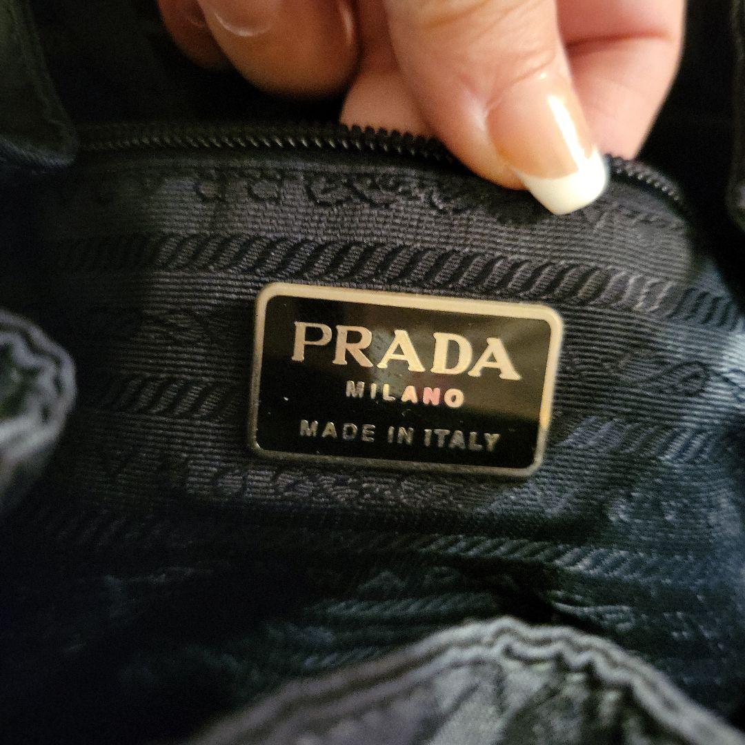 し*こ様 ︎✿ PRADA ブラック ナイロン リュック ︎✿