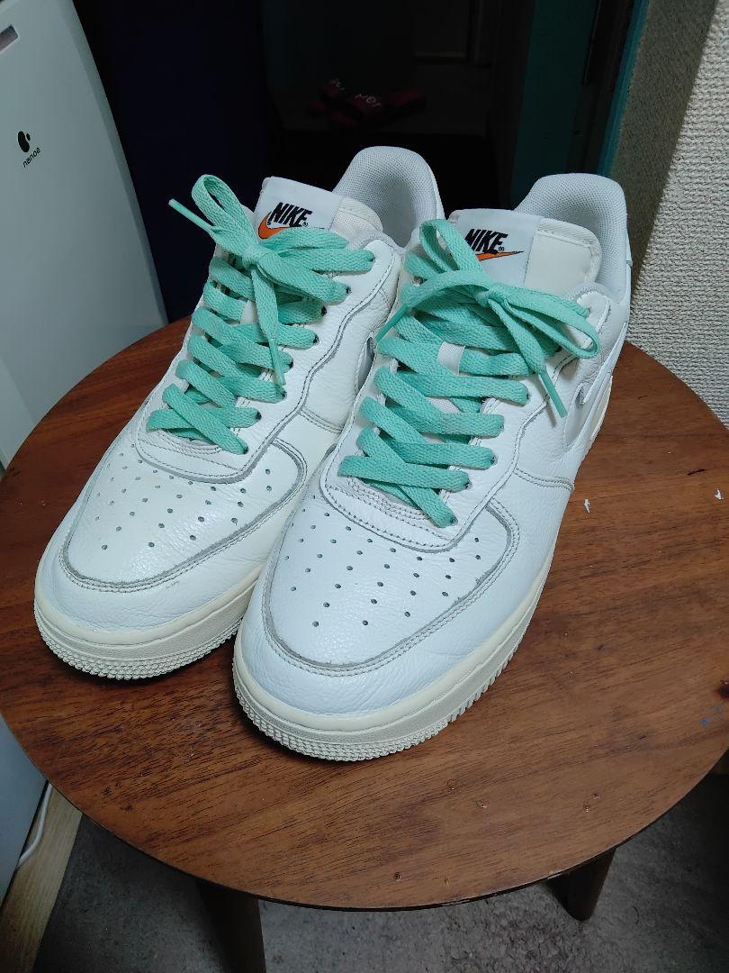 NIKE Air Force 1 who fall　ホワイト