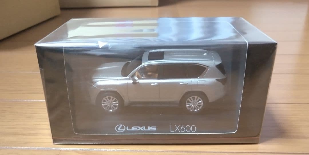 京商 1/43 レクサス LX 600 ソニックチタニウム 新品 大特価!!】 京商オリジナル 1/43 レクサス LX 600 F SPORT