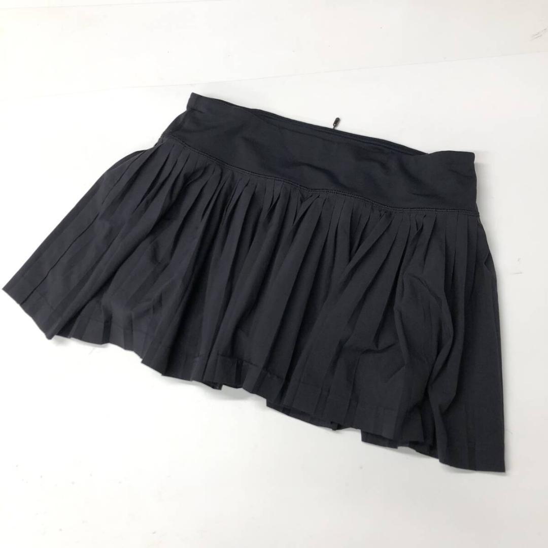 Lululemon ブラック フリルスカート サイズ4 Lululemon ブラック フリルスカート サイズ4
