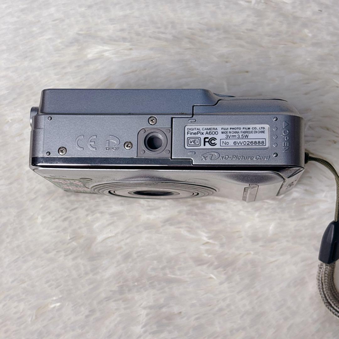 FUJIFILM FinePix A600 デジタルカメラ オールドコンデジ FUJIFILM FinePix A600 デジタルカメラ オールドコンデジ