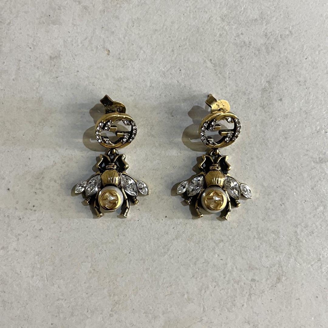 GUCCI ゴールド ピアス インターロッキングG 蜂　Bee
