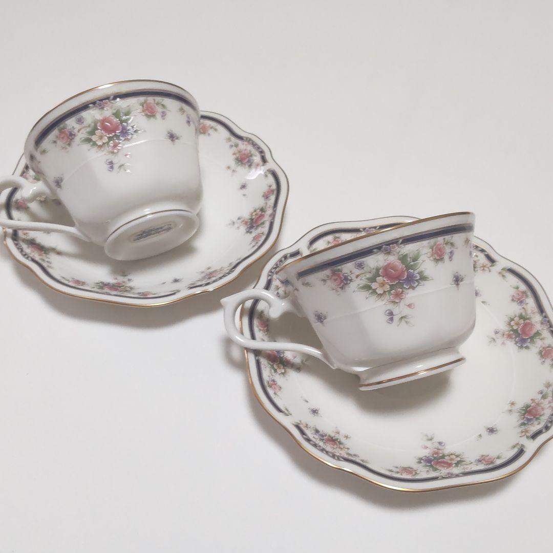 ノリタケ コンテンポラリー カップ&ソーサー 花柄 2客 中古品 - メルカリ ノリタケ コンテンポラリー カップ&ソーサー 花柄 2客 中古品 - メルカリ