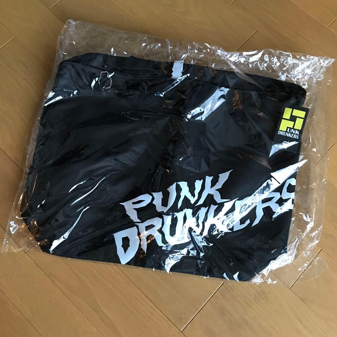 PUNK DRUNKERS メッセンジャーバッグ 黒 品 KARIMZIABAT_FR