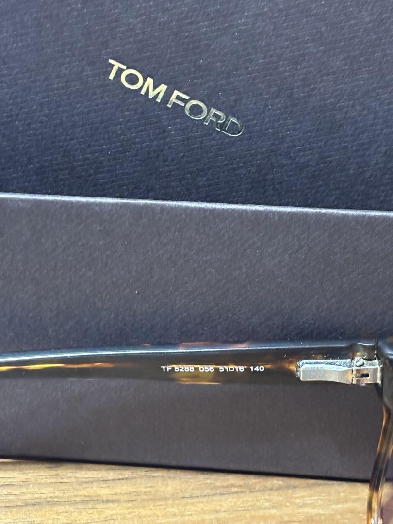 TOM FORD TF 5288