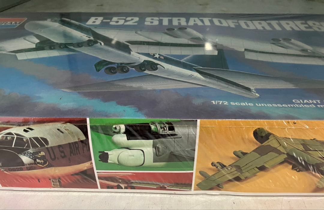 【未開封】Monogram モノグラム 1/72 B-52 ストラトフォートレス 【未開封】Monogram モノグラム 1/72 B-52 ストラトフォートレス
