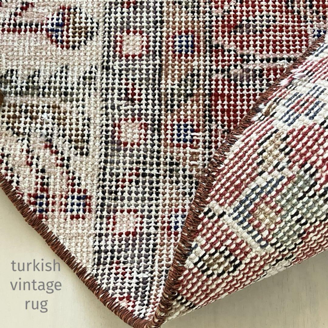 レッド83×83 シャビー　ネイビーフローラル　ミルキー　トルコヴィンテージラグ