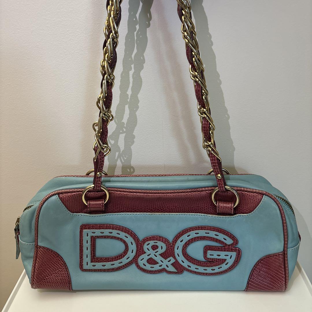 【新season】DOLCE＆GABBANA ロゴタグ ショルダーバッグ Dolce&Gabbana DG Logo Flap Leather Shoulder Bag | Neiman Marcus