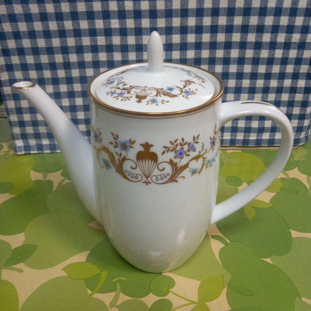 大倉陶園 コーヒーポット - fefermedia.com 商品を売る 大倉陶園【片葉金蝕】ティーポット・クリーマー・シュガーポット 3点セット 食器