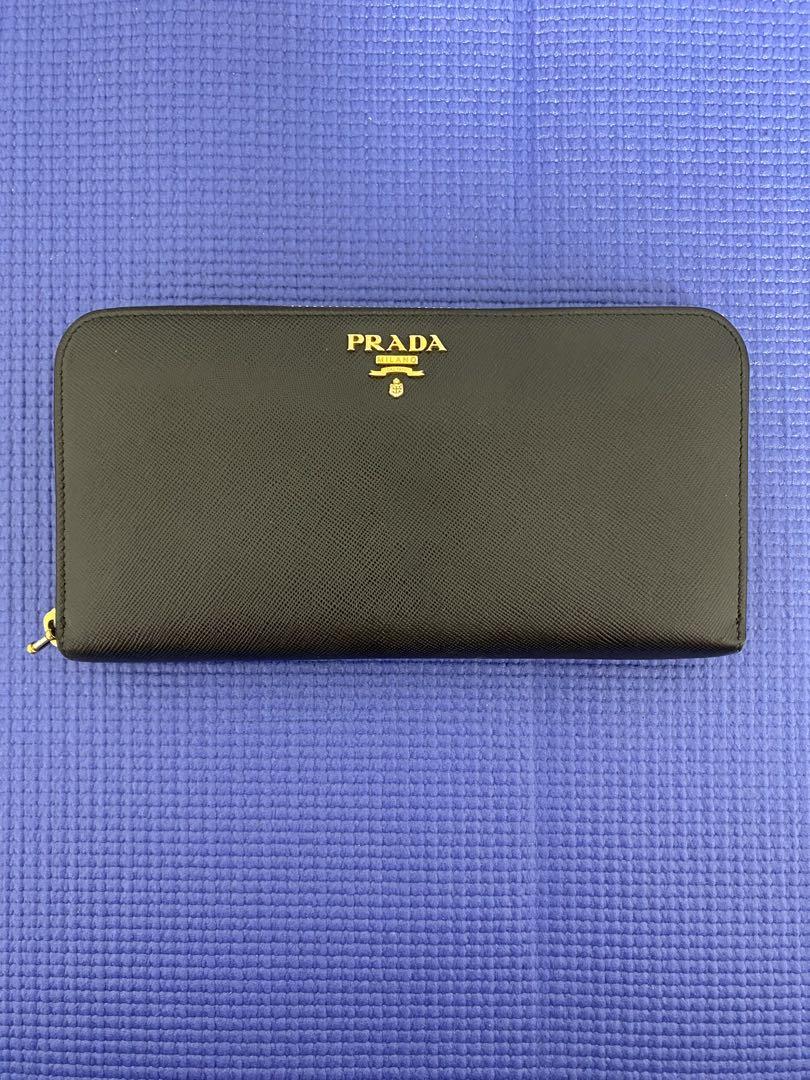 PRADA ブラック 長財布 サフィアーノレザー