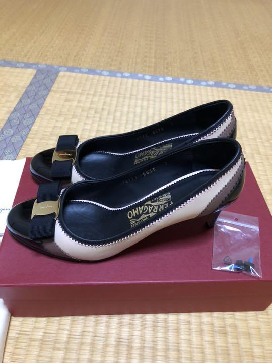 フェラガモ パンプス  24cm