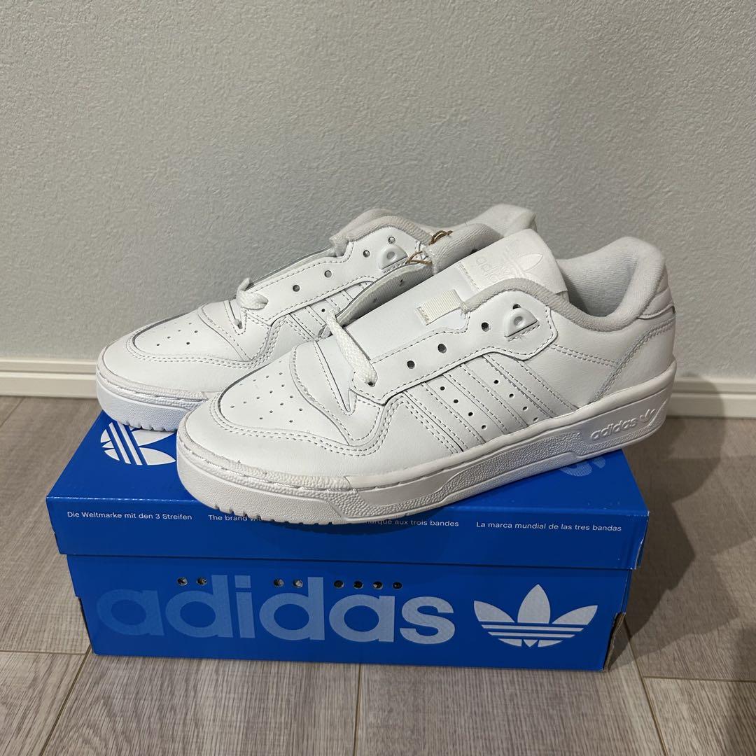 adidas アディダス　スニーカー　ライバルリー ロー RIVALRY LOW